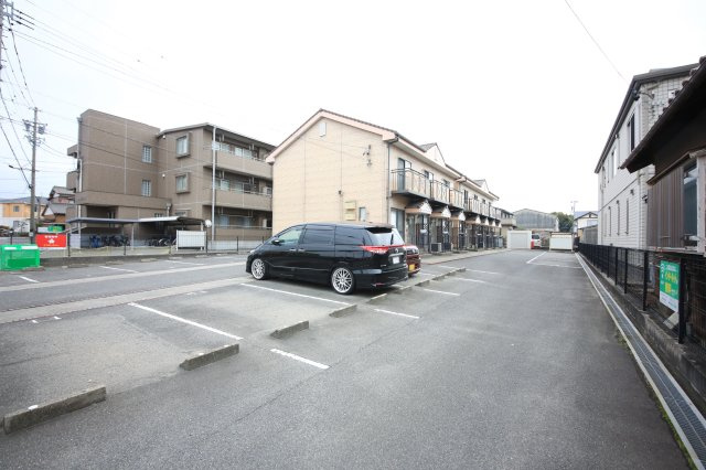 Branche'石橋の駐車場