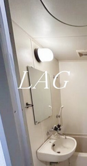 【洗面所】 | メゾンオランジュ | 洗面台です。