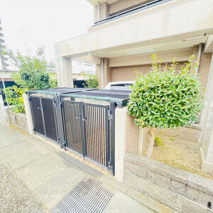 アムール・U-2のエントランス