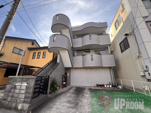 中野町さくらマンションの駐車場