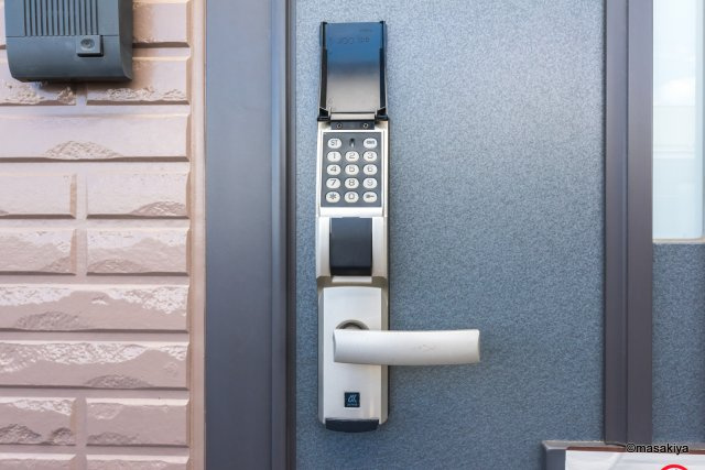 アコール・Tのエントランス|デジタルキー