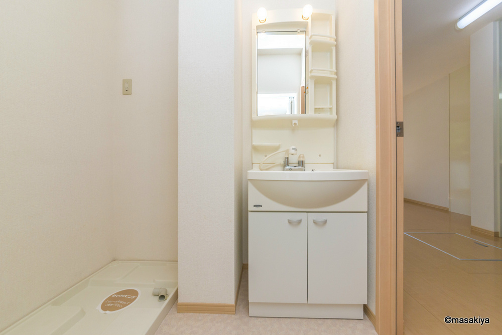 アコール・Tの洗面所|洗面・脱衣　シャンプードレッサー付き。