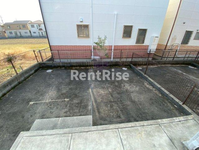 プロキオンの駐車場