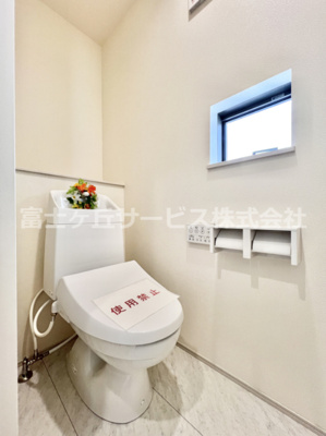 【トイレ】 | 沼津市下香貫汐入 新築一戸建て B号棟 | 2Fのトイレです