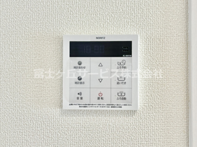 【発電・温水設備】 | 沼津市下香貫汐入 新築一戸建て B号棟 | 発電・温水設備です