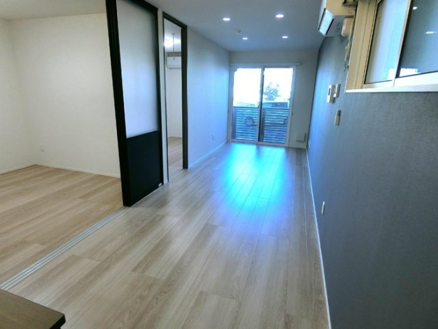 【居間・リビング】Ｄ－ＲＯＯＭ八本松1丁目