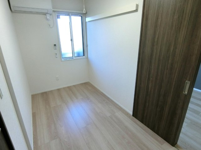 【寝室】Ｄ－ＲＯＯＭ八本松1丁目