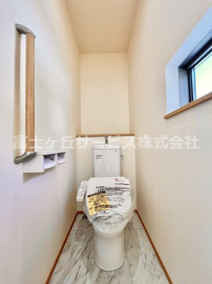 【トイレ】 | 沼津市下香貫塚田 新築一戸建て A号棟 | 同タイプのトイレが2か所あります