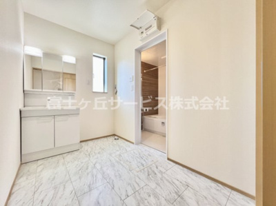 【脱衣所】 | 沼津市下香貫塚田 新築一戸建て A号棟 | 脱衣場です