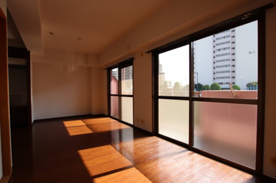 【居間・リビング】 | コンプリチェKATAYAMA