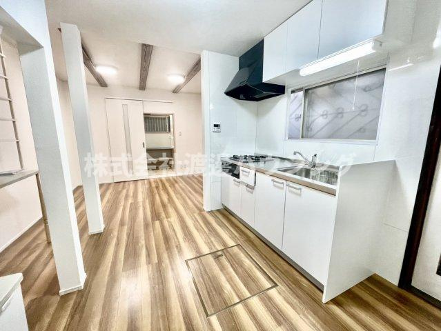 高柳5丁目貸家の居間・リビング