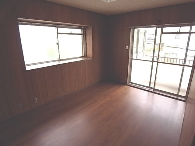 第２ビラ摩耶の洋室