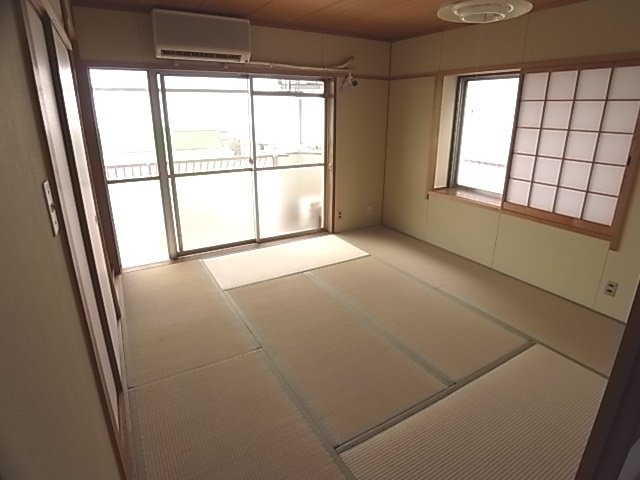 第２ビラ摩耶の和室