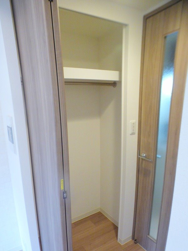 プレサンスTHE神戸の収納