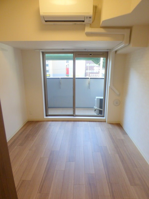 プレサンスTHE神戸の居間・リビング