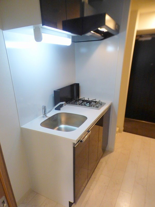 プレサンスTHE神戸のキッチン