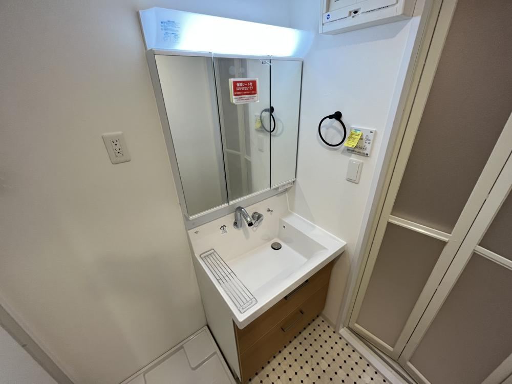 光HAUSプラスの洗面所