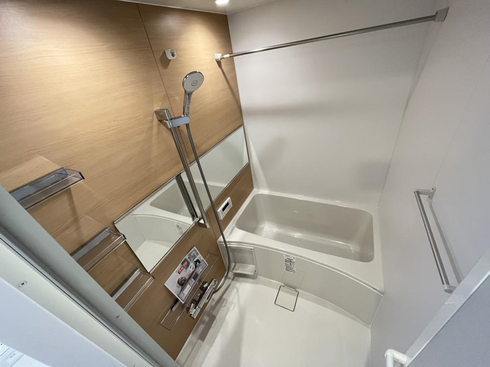 光HAUSプラスの浴室
