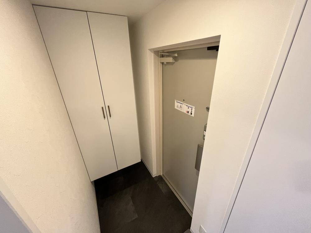 光HAUSプラスの玄関