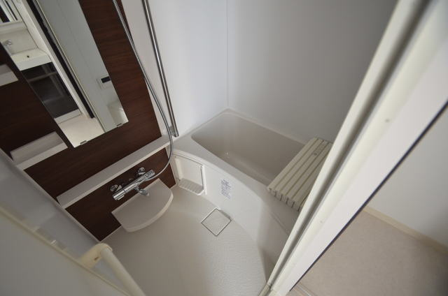 エステムコート神戸元町2リザーヴの浴室