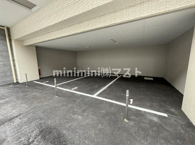 エスリードレジデンス梅田マークスの駐車場