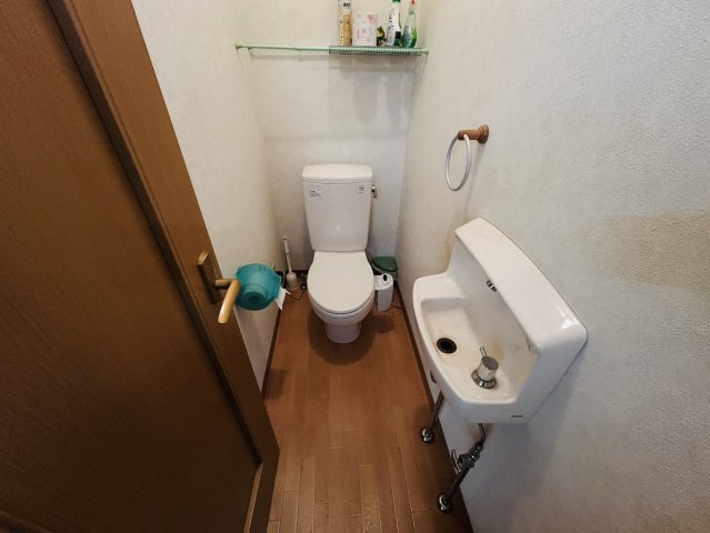 千石町貸店舗のトイレ