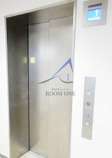 パルメゾン見次公園のその他共用部分|エレベーターです。