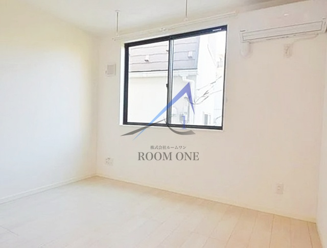 ミハス明大前の居間・リビング|洋室のお部屋です。