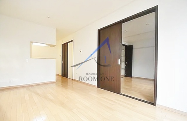 クリスタルマンション南蒲田の居間・リビング|洋室のお部屋です。