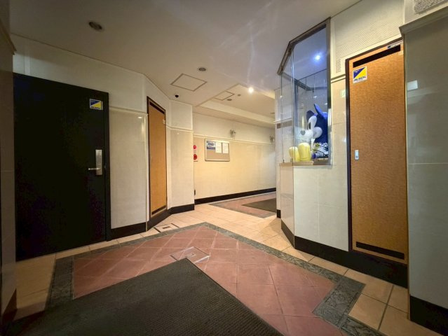 リバーライズ東小橋のロビー