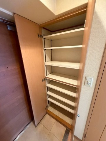 エステムコート難波サウスプレイスの収納