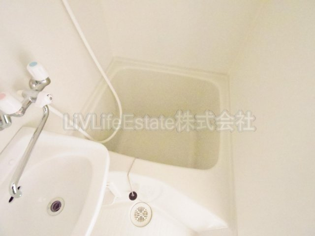マーベラス小金井緑町Ⅰの浴室|※別号室写真