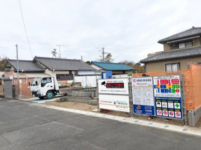 【外観】 | 浜松市中央区遠州浜3丁目 新築一戸建て | 現在建築中の外観画像です。ご内覧は同じメーカーの完成物件へご案内いたしますので、いつでもご相談ください！