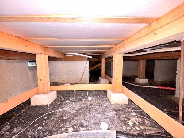 宇都宮市平松本町　4ＳＬＤＫ　中古住宅の駐車場