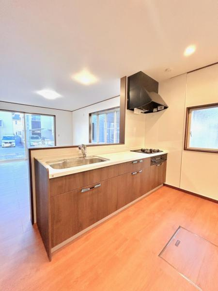 宇都宮市平松本町　4ＳＬＤＫ　中古住宅のキッチン