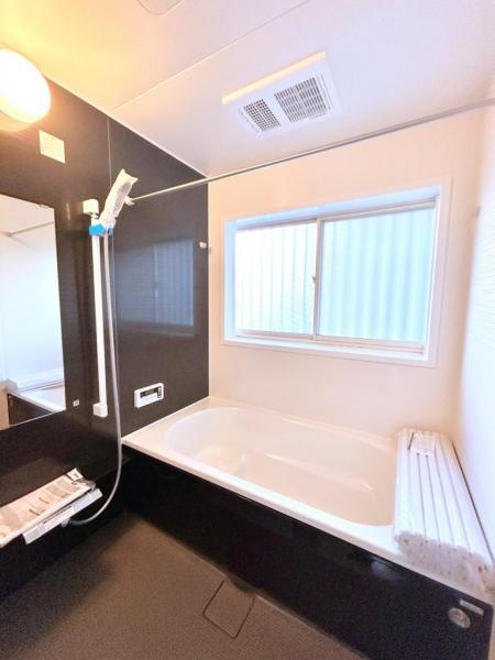 宇都宮市平松本町　4ＳＬＤＫ　中古住宅の浴室
