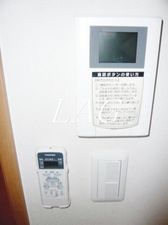 【セキュリティ】 | パーム阿佐ヶ谷 | モニター付インターホンです。