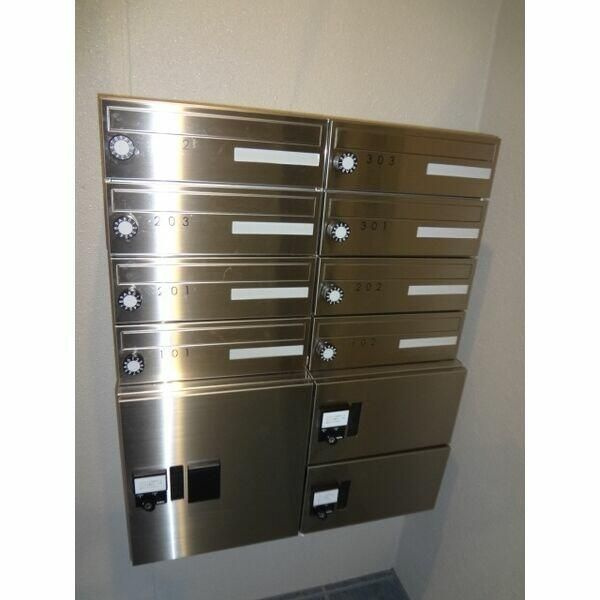 リビオン・タートルのその他