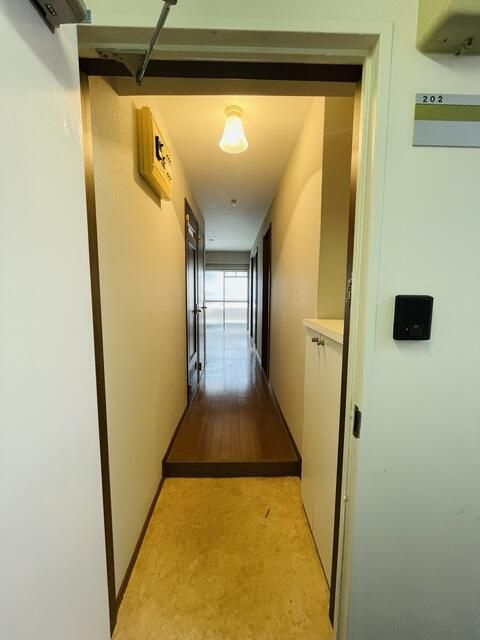 峰マンション（台東区）の玄関