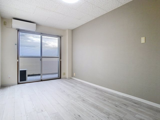 パンション白川の洋室