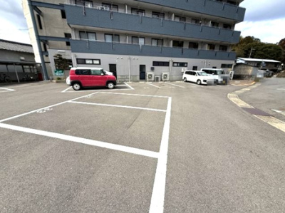 【駐車場】 | メゾン・ド・フルール