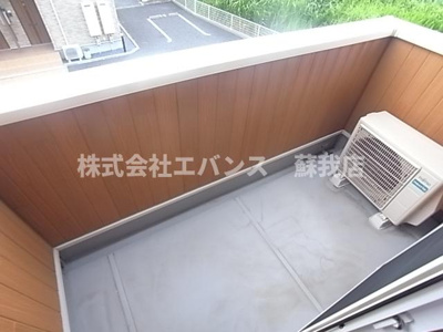 【バルコニー】 | エトワールD | 開放的で明るい空間を演出してくれるバルコニーです