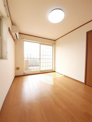 【居間・リビング】 | メルクマールＳＸ　Ⅱ | 内装もきれいです