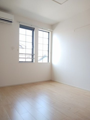 【内装】 | ラソ・エテルノ | 中はこのようになっています