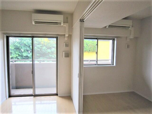 イーリスコート桜上水の内装|白基調の内装で清潔感あり。家具映えする空間。 