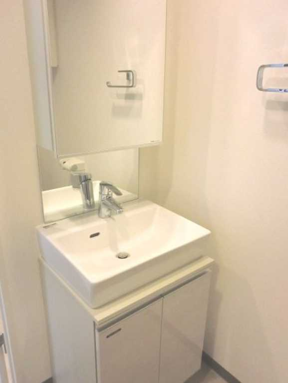 フェニシア三軒茶屋　駅近　ペット相談　分譲賃貸の洗面所