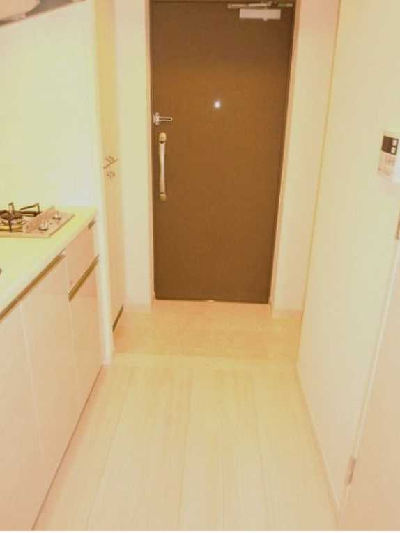 フェニシア三軒茶屋　駅近　ペット相談　分譲賃貸の玄関