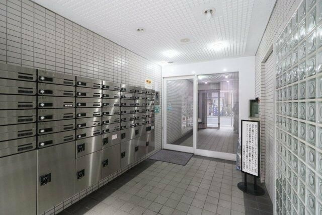 コスモ隅田アクティのエントランス