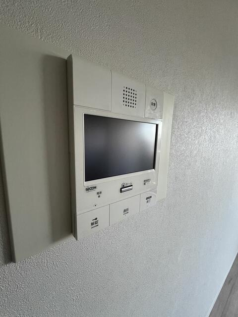 ヴィサージュ池尻のセキュリティ|ＴＶ付きモニターホンです