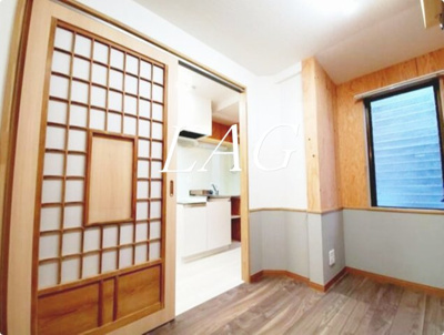 【居間・リビング】 | Ｉ．ＴＥＲＲＡＣＥⅡ | 洋室のお部屋です。